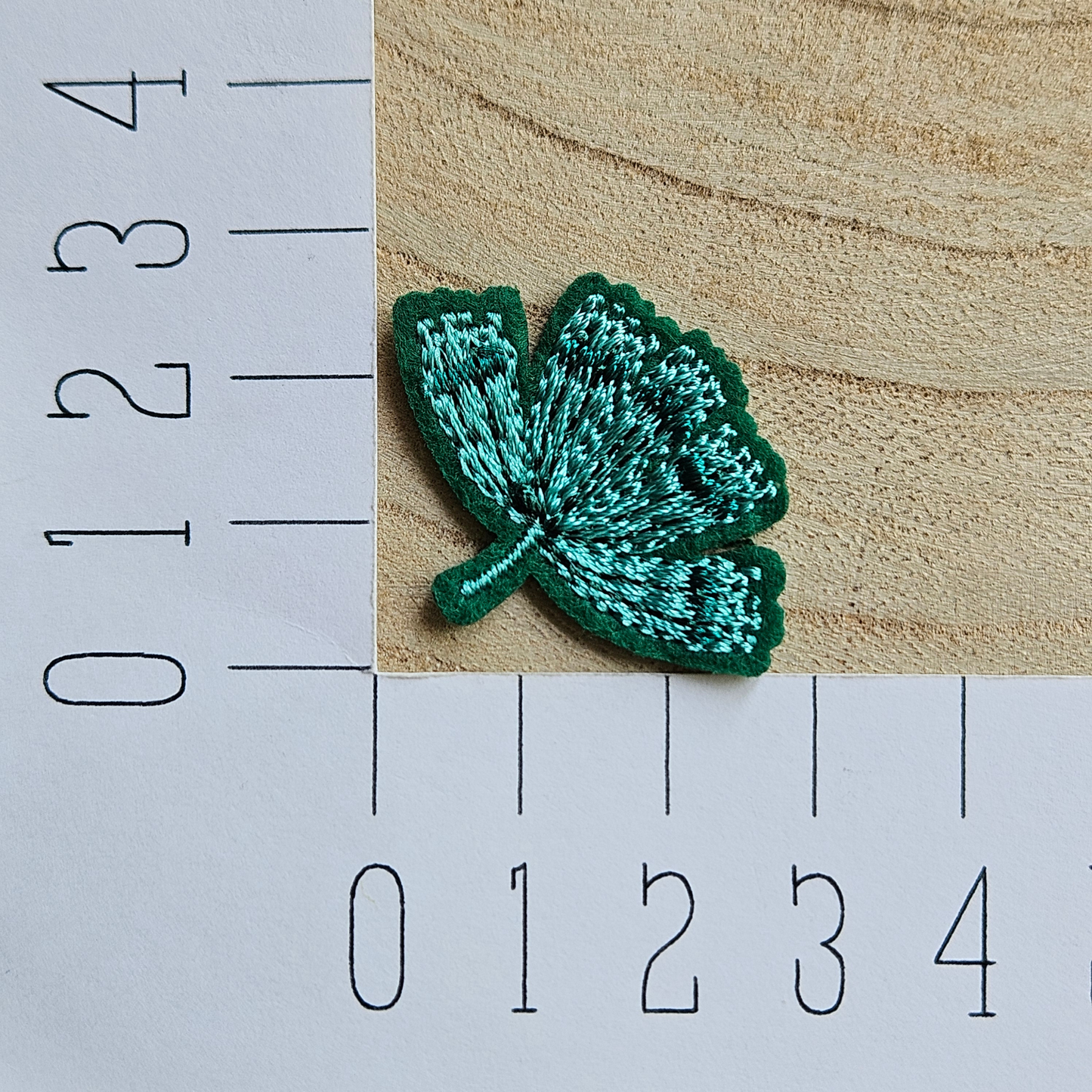 Strijk embleem - Iron on Patch - Groen blad