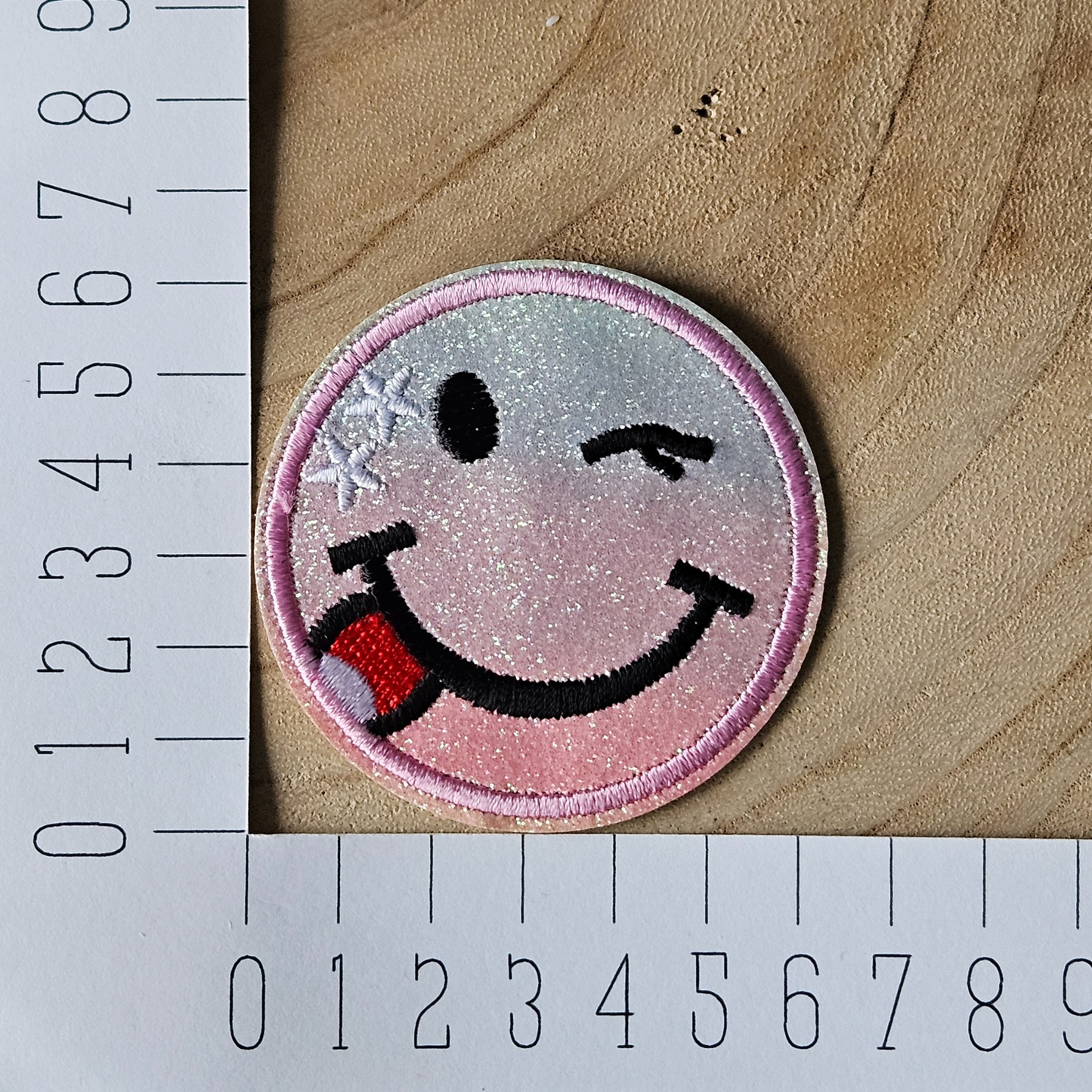 Strijk embleem - Iron on Patch - Smiley - Roze blauw