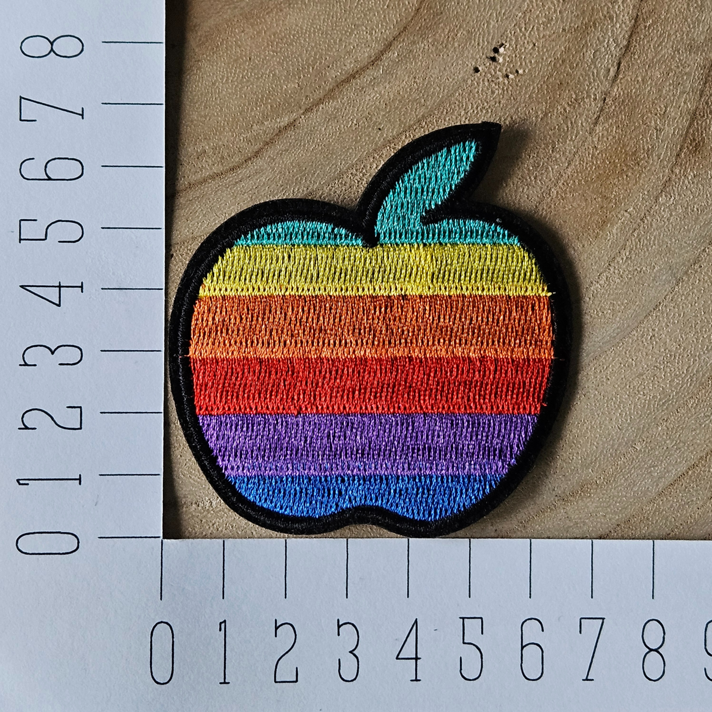 Strijk embleem - Iron on Patch - Regenboog appel