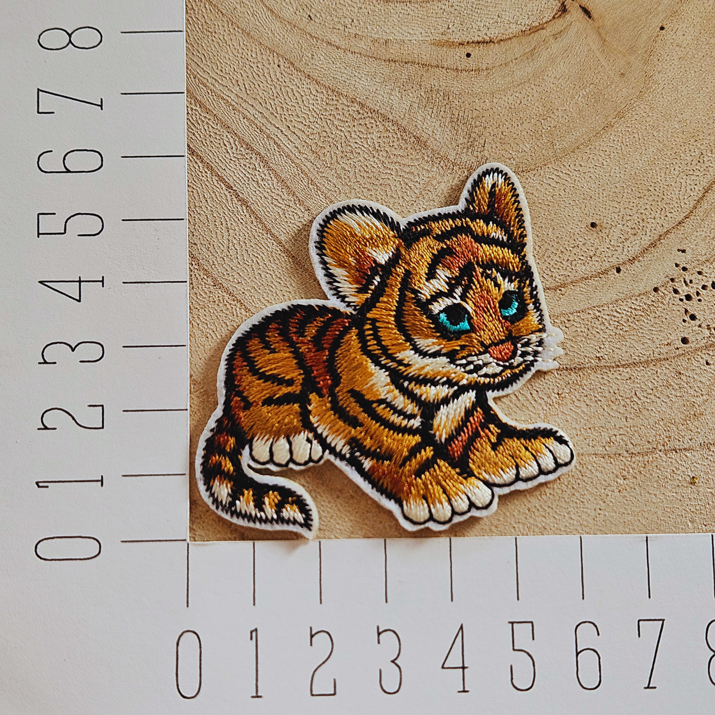 Strijk embleem - Iron on Patch - Tijger welp