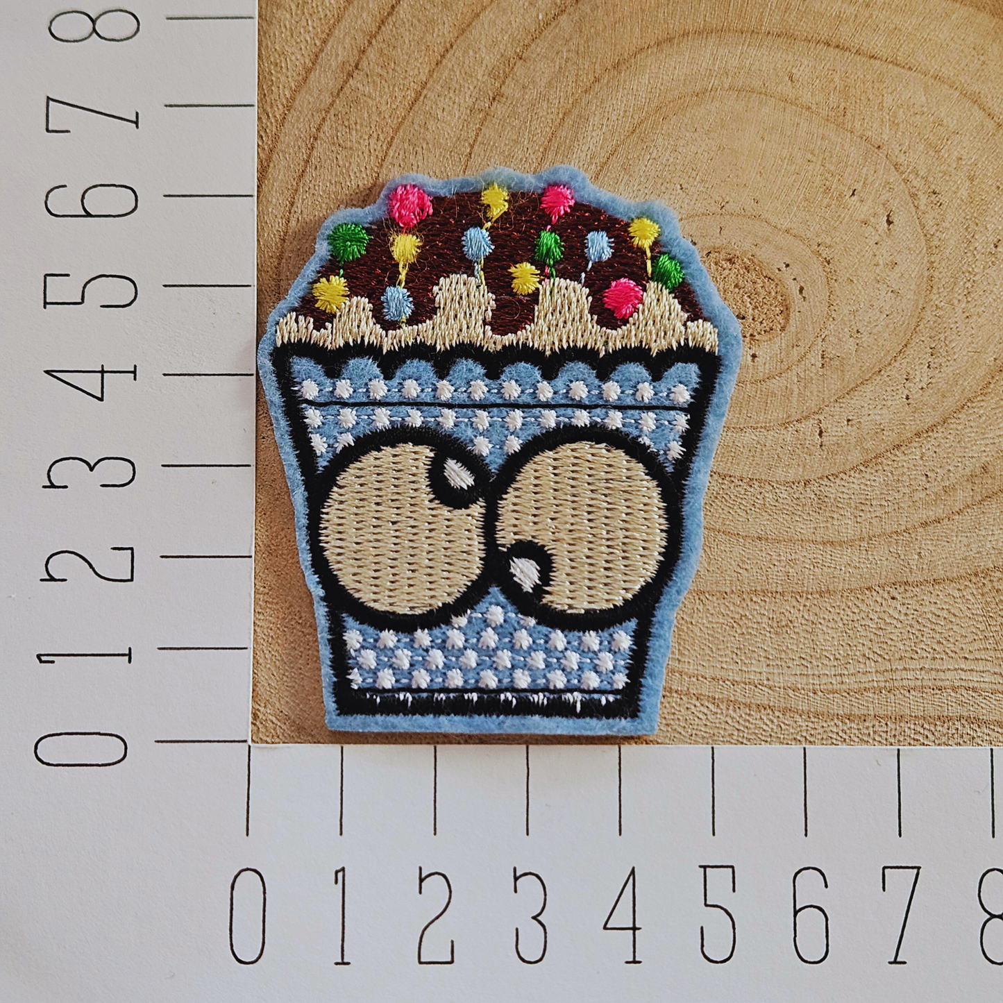 Strijk embleem - Iron on Patch - Cupcake