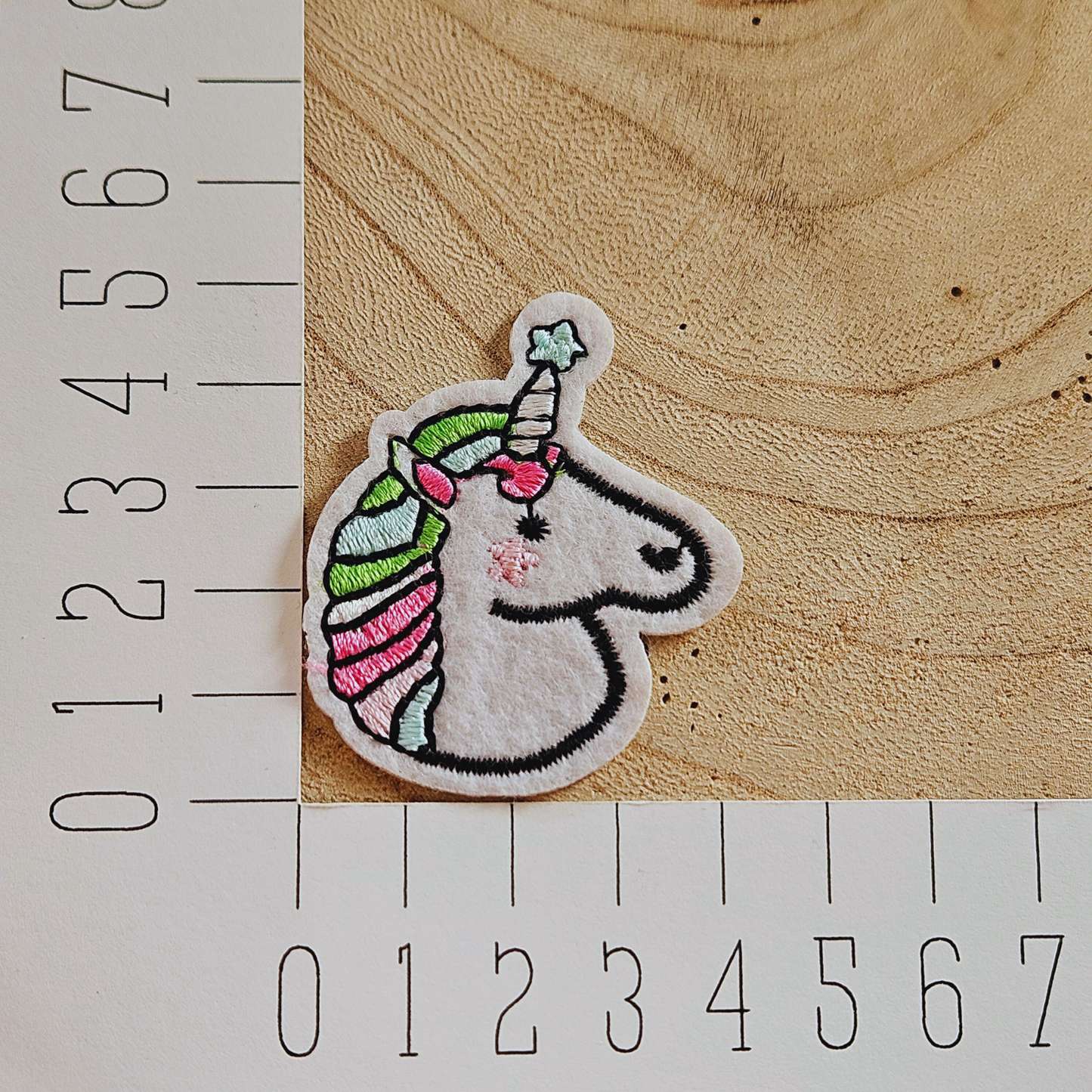 Strijk embleem - Iron on Patch - Eenhoorn regenboog manan