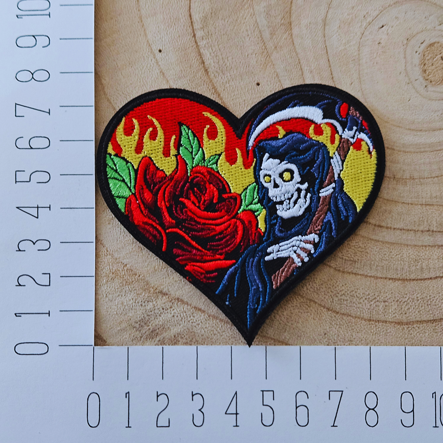 Strijk embleem - Iron on Patch - Skelet met roos