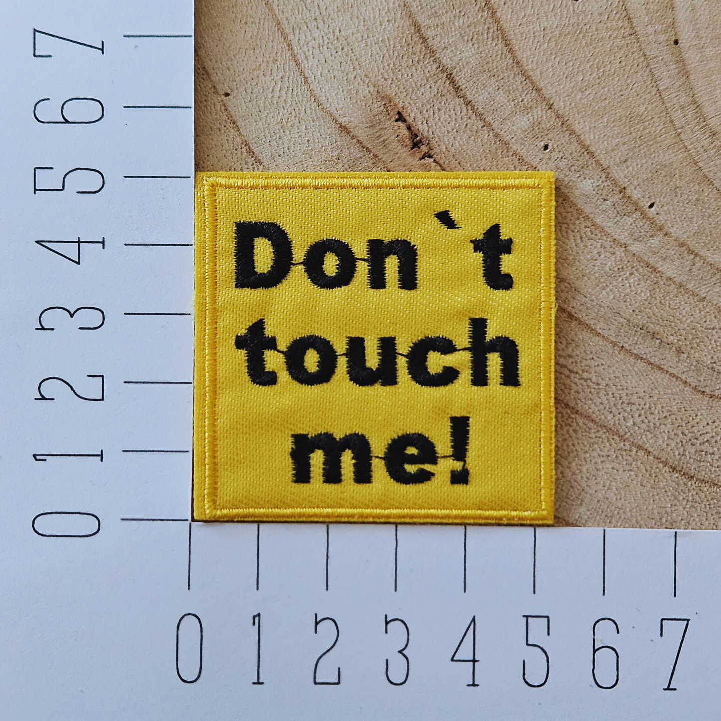 Strijk embleem - Iron on Patch - Don't touch me