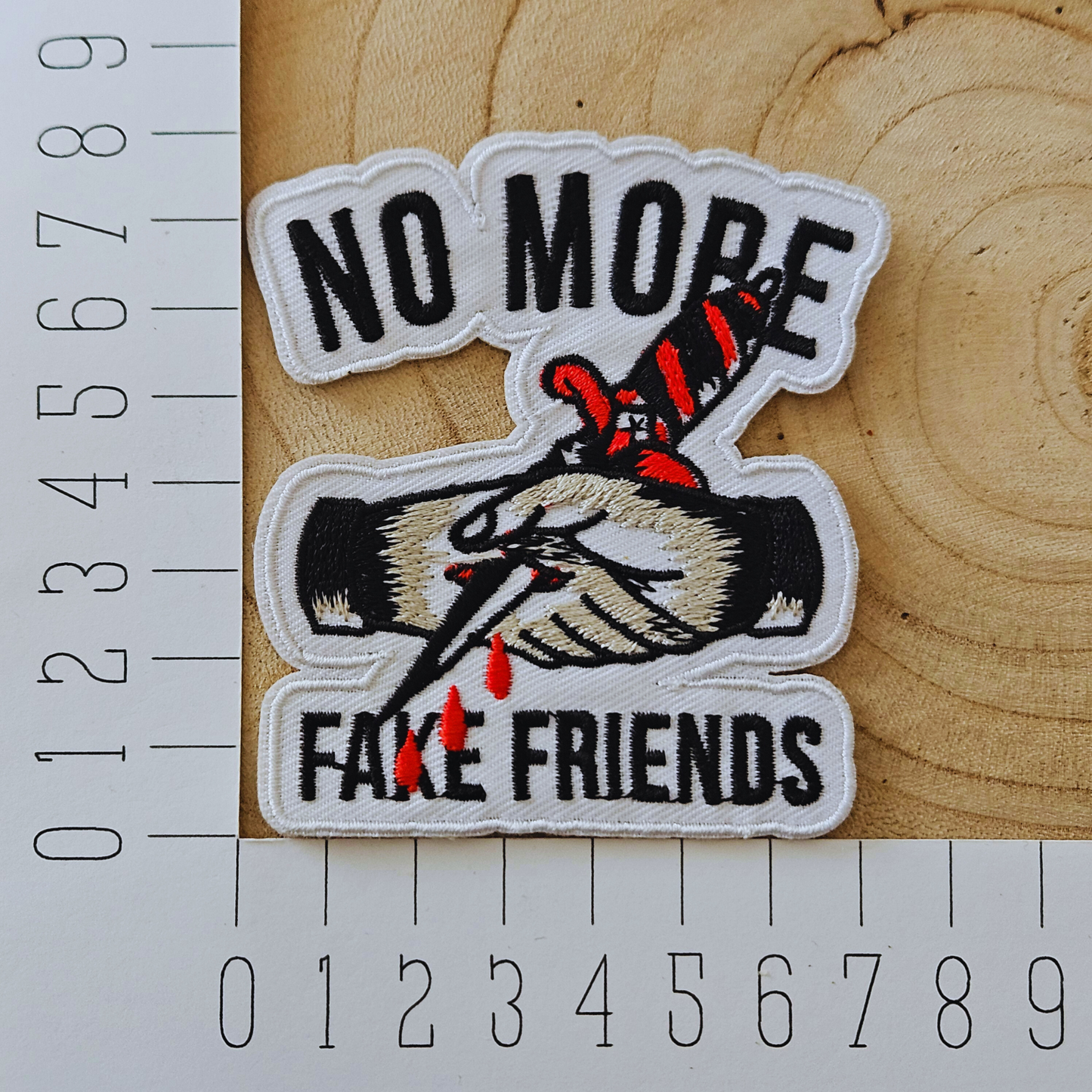 Strijk embleem - Iron on Patch - No more fake friends