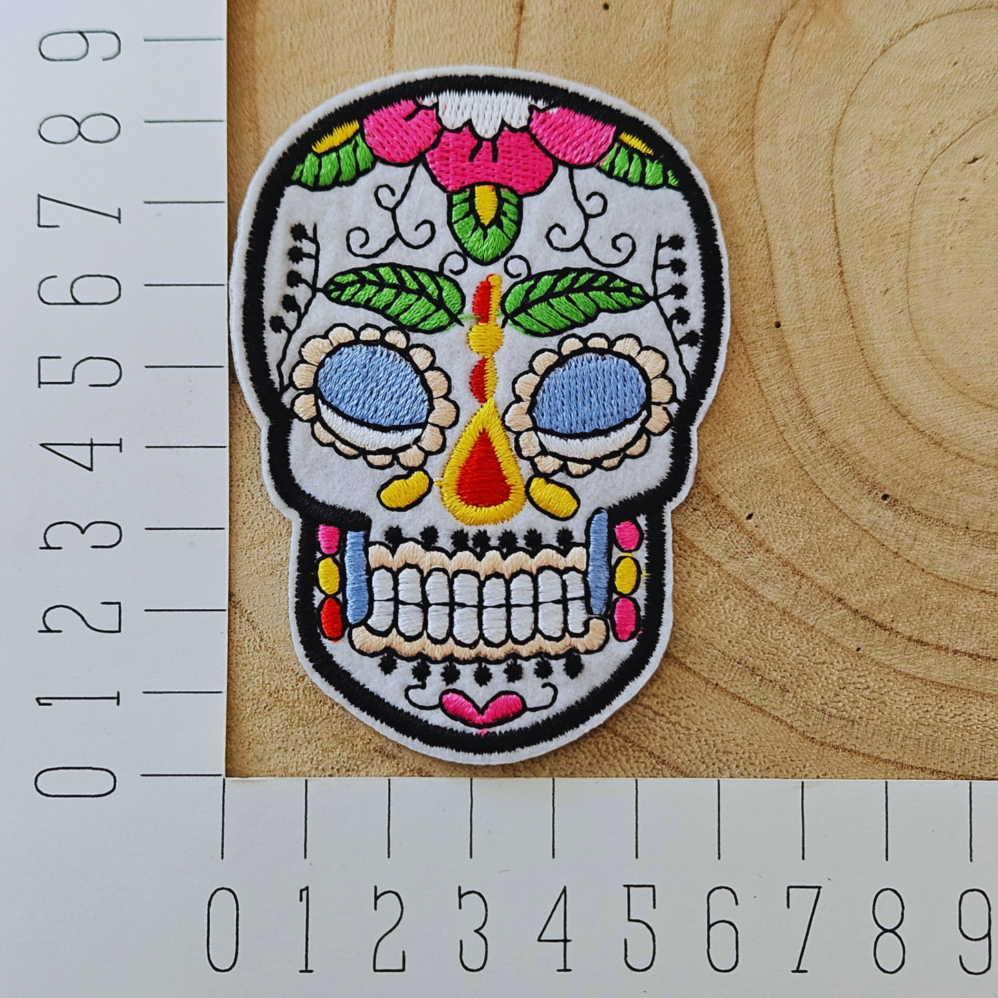 Strijk embleem - Iron on Patch - Versierd schedel