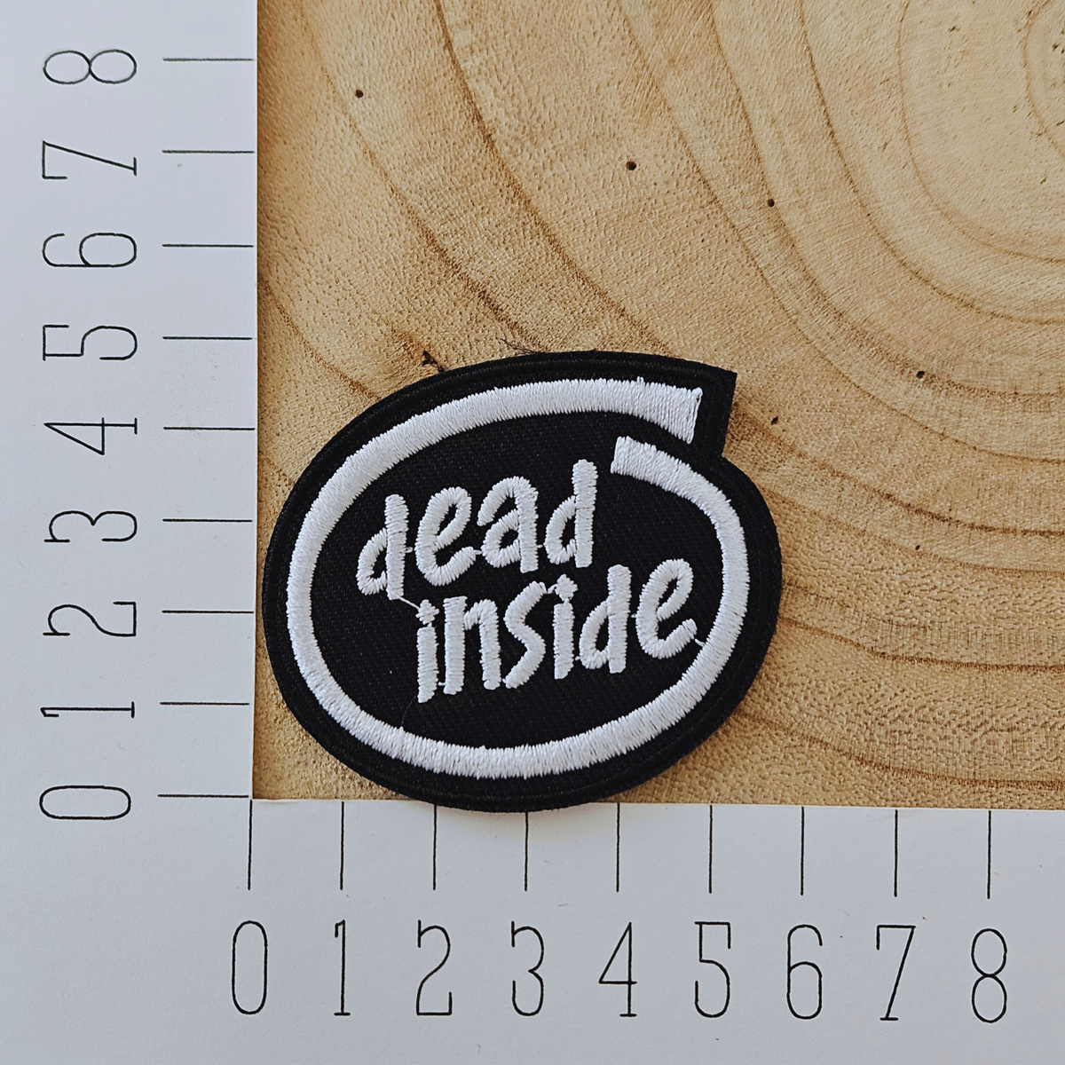 Strijk embleem - Iron on Patch - Dead inside