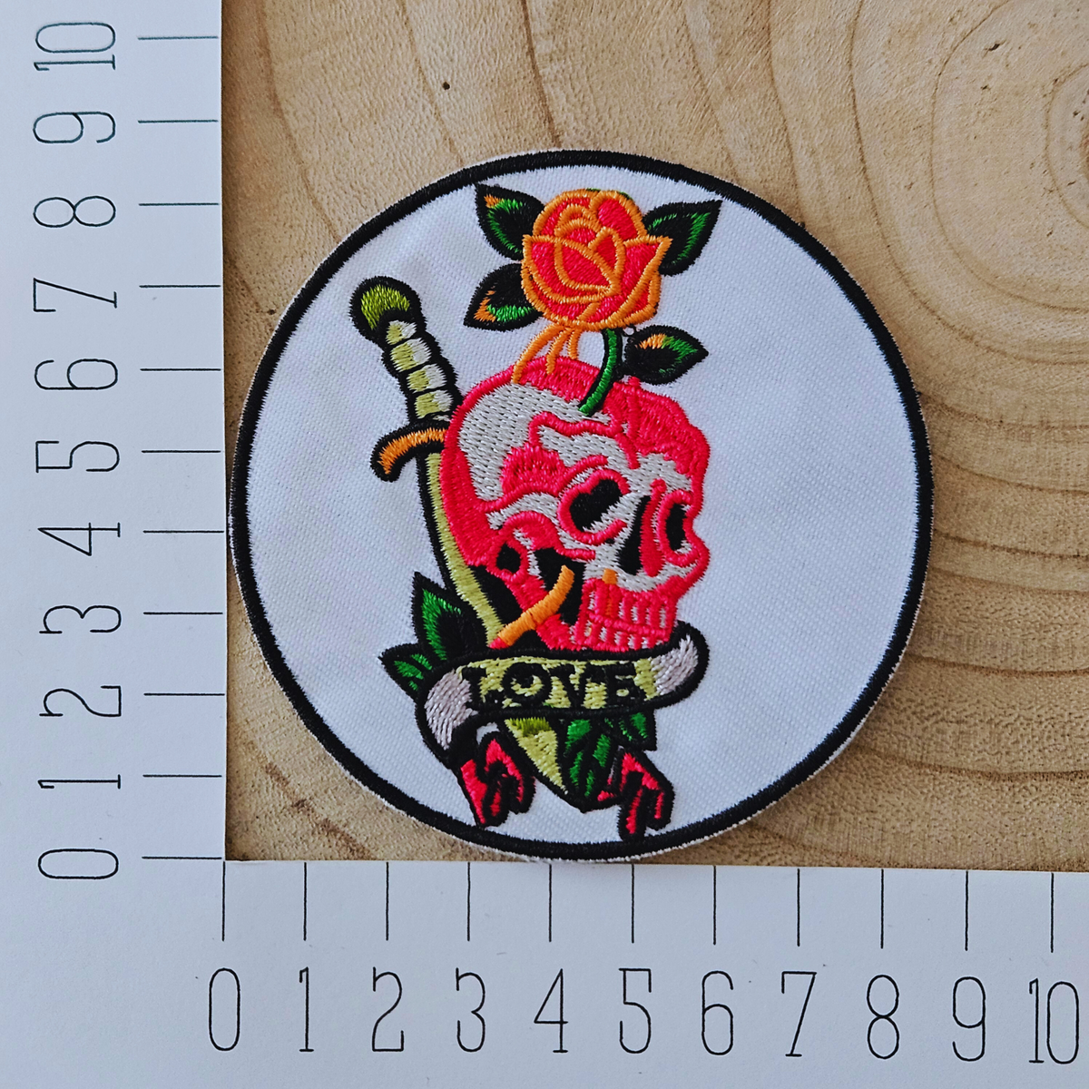 Strijk embleem - Iron on Patch - Schedel met roos roze