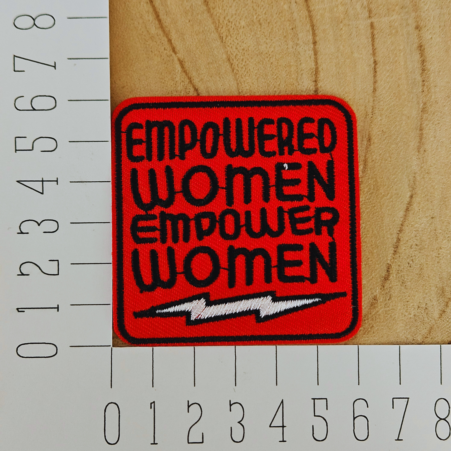 Strijk embleem - Iron on Patch - Empowered woman