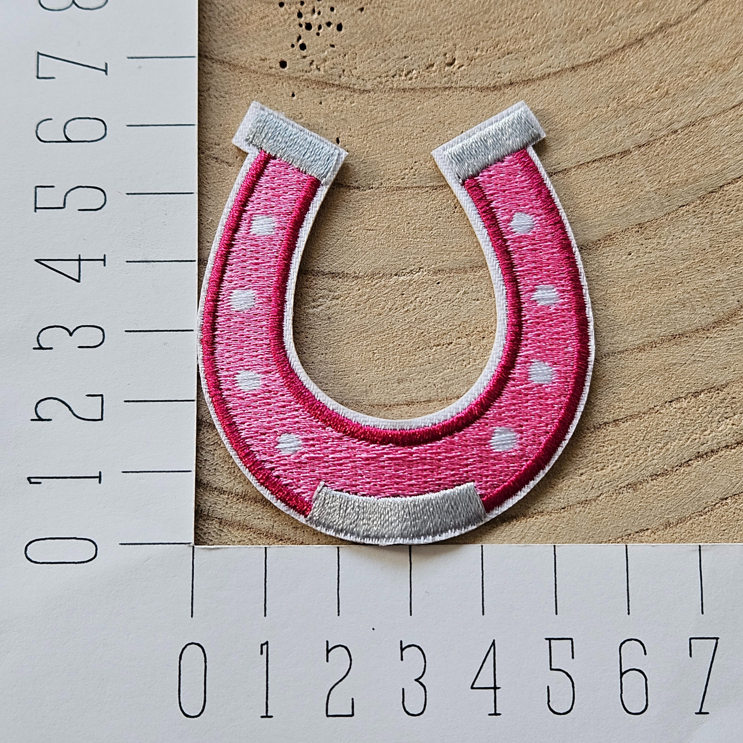 Strijk embleem - Iron on Patch - Roze hoefijzer