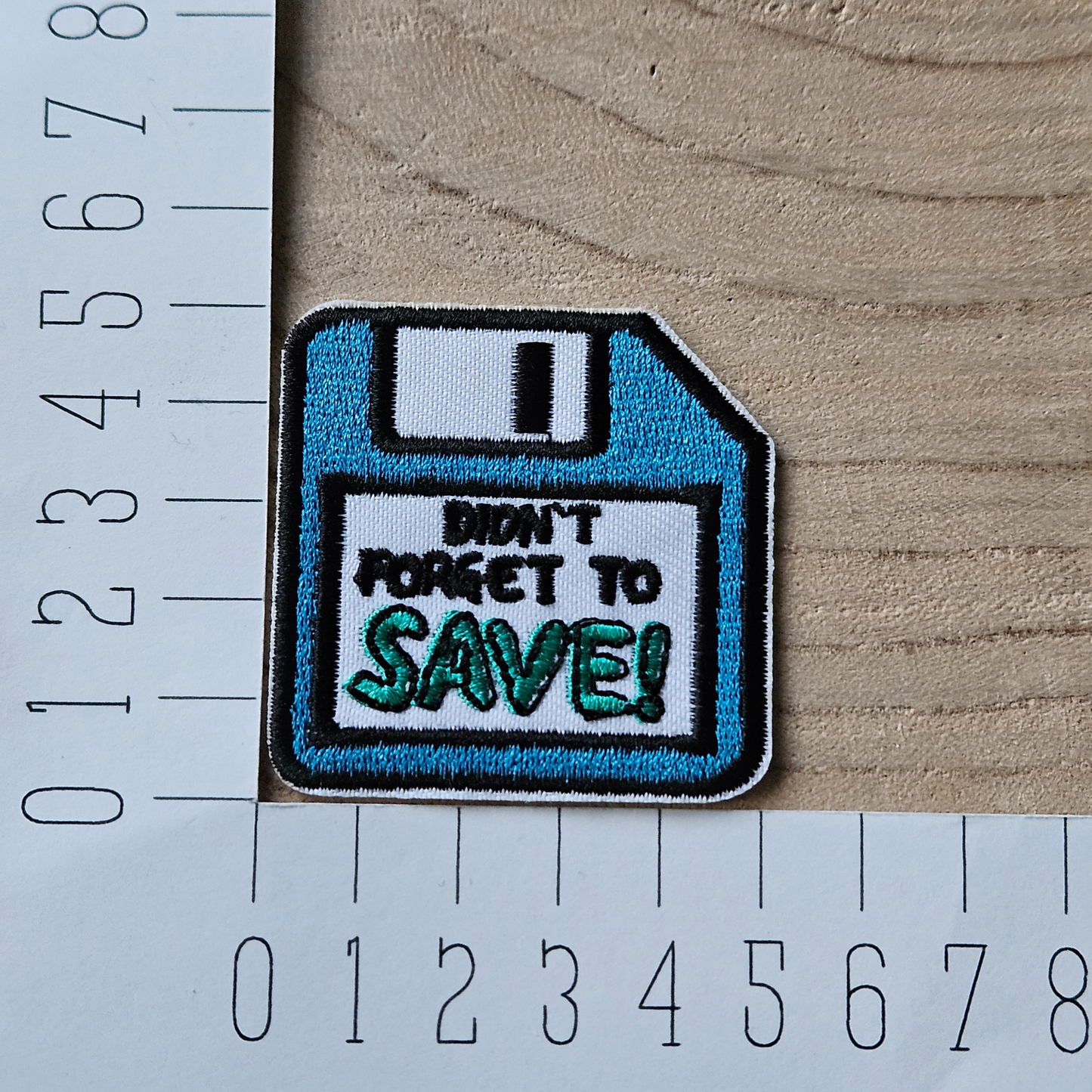 Strijk embleem - Iron on Patch - Floppie Don't forget to save