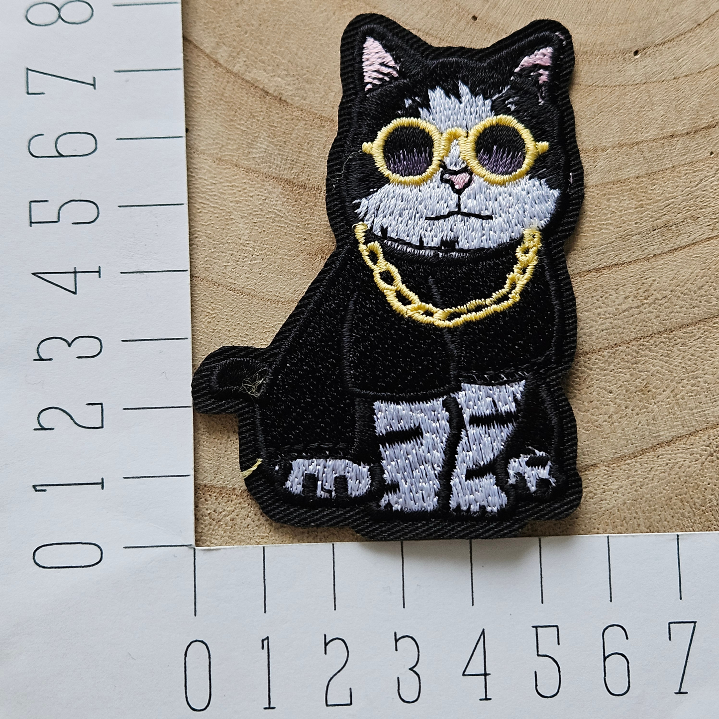 Strijk embleem - Iron on Patch - Kat met gouden kettingen
