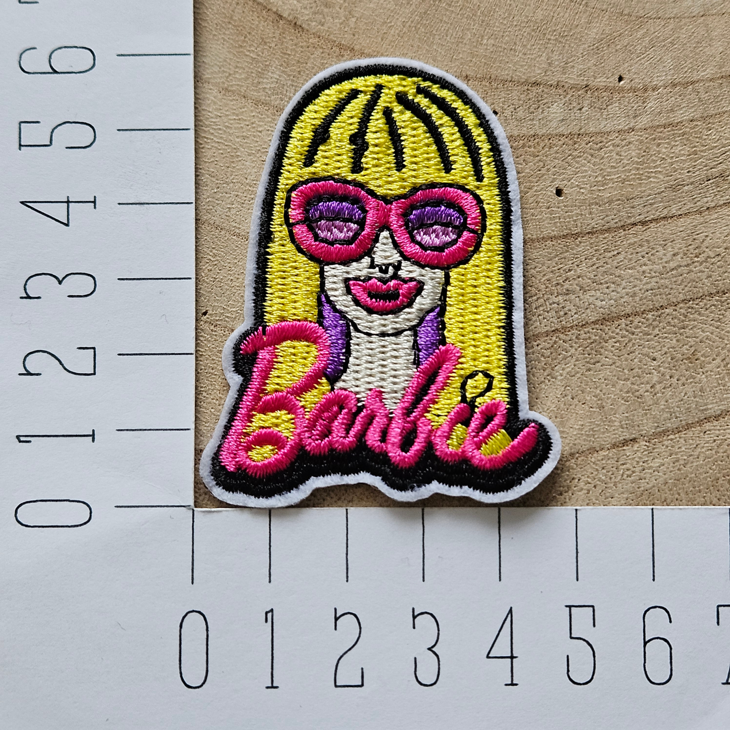 Strijk embleem - Iron on Patch - Blonde vrouw