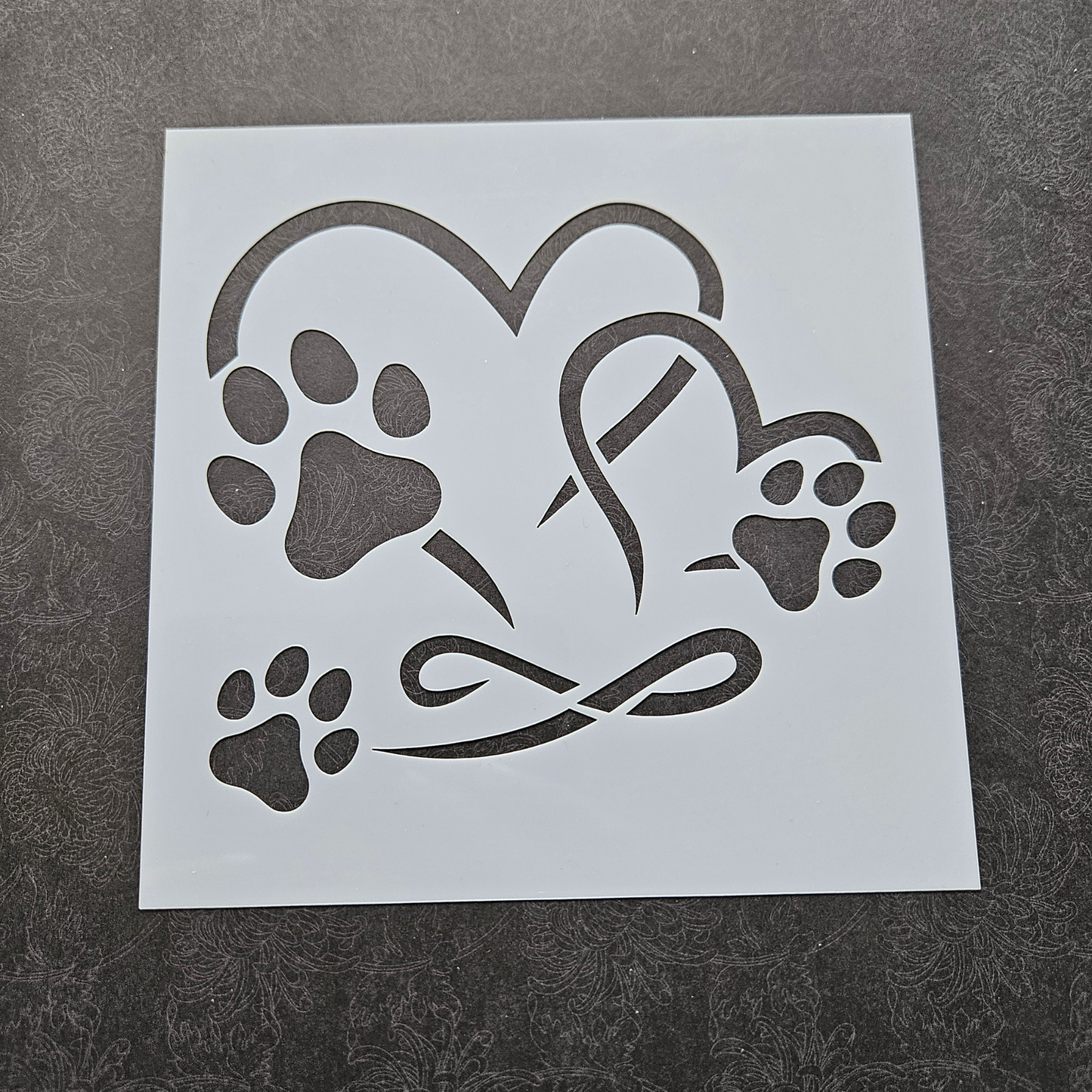 Hobby stencil - Hondenpoten met hart - 15x15 cm