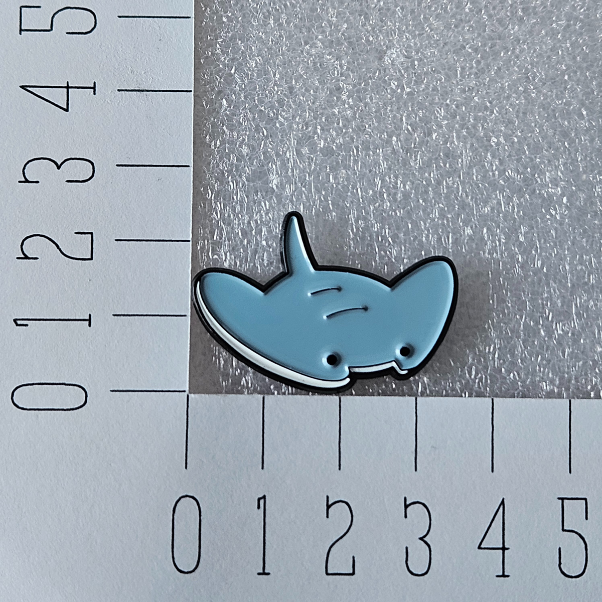 Enamel pin - Rog