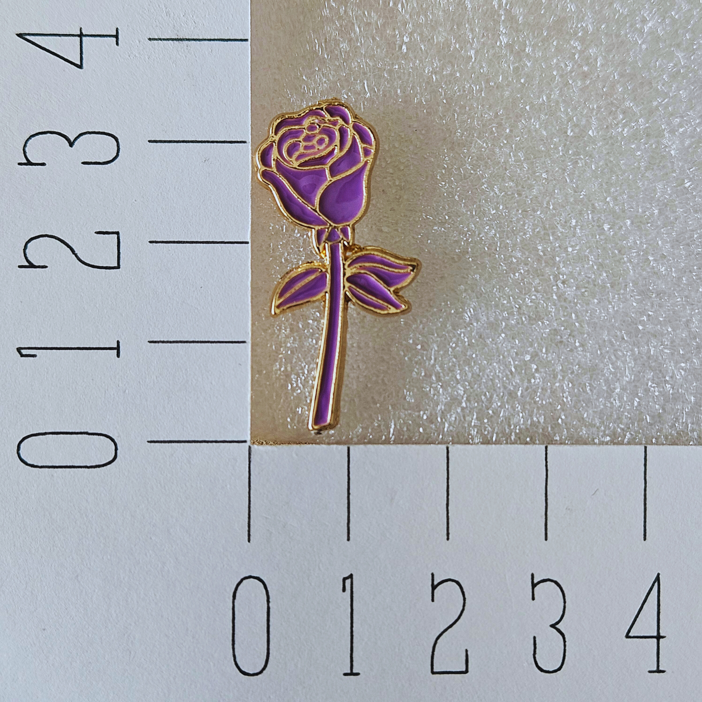 Enamel pin - Lila roos