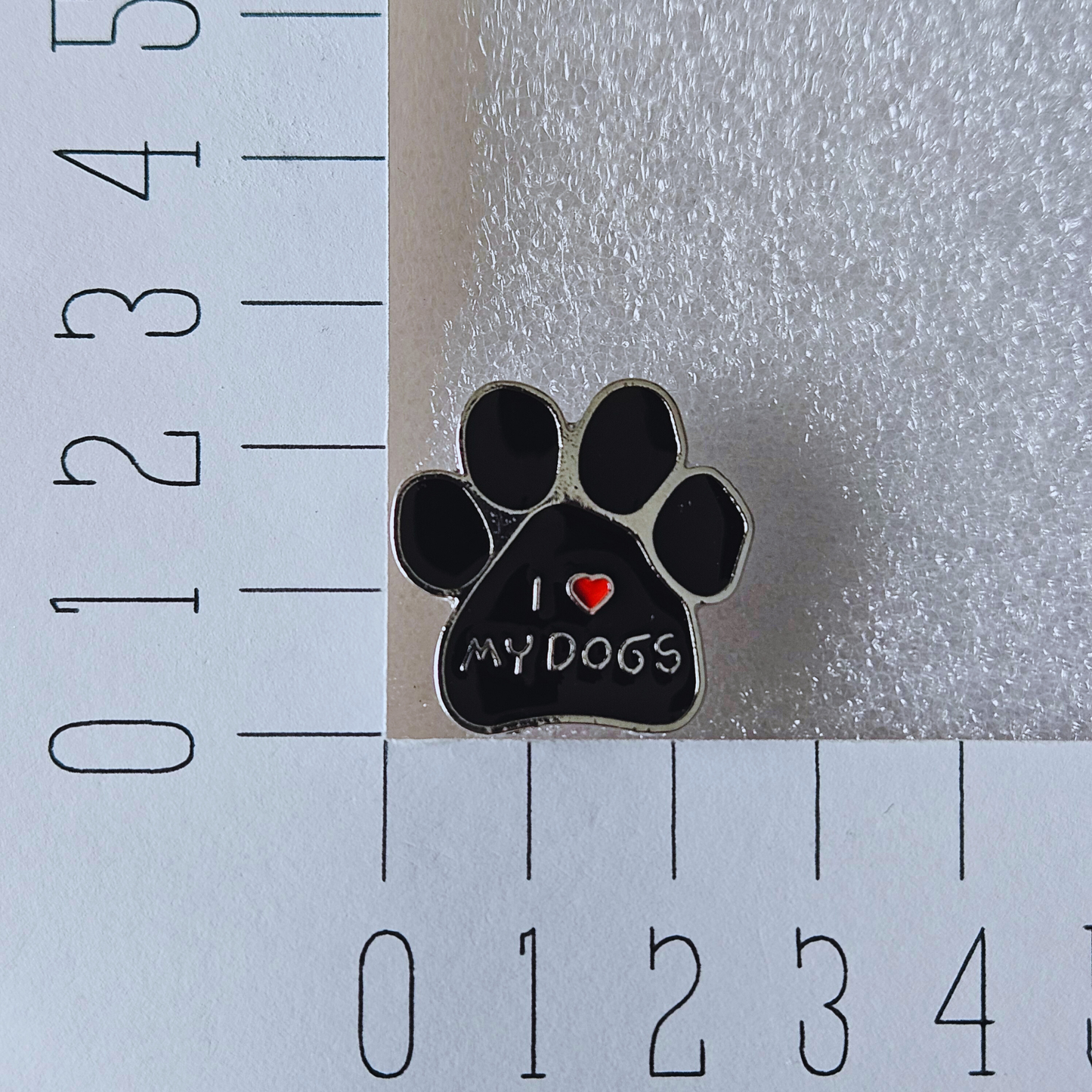 Enamel pin - Hondenpoot - I <3 my dogs