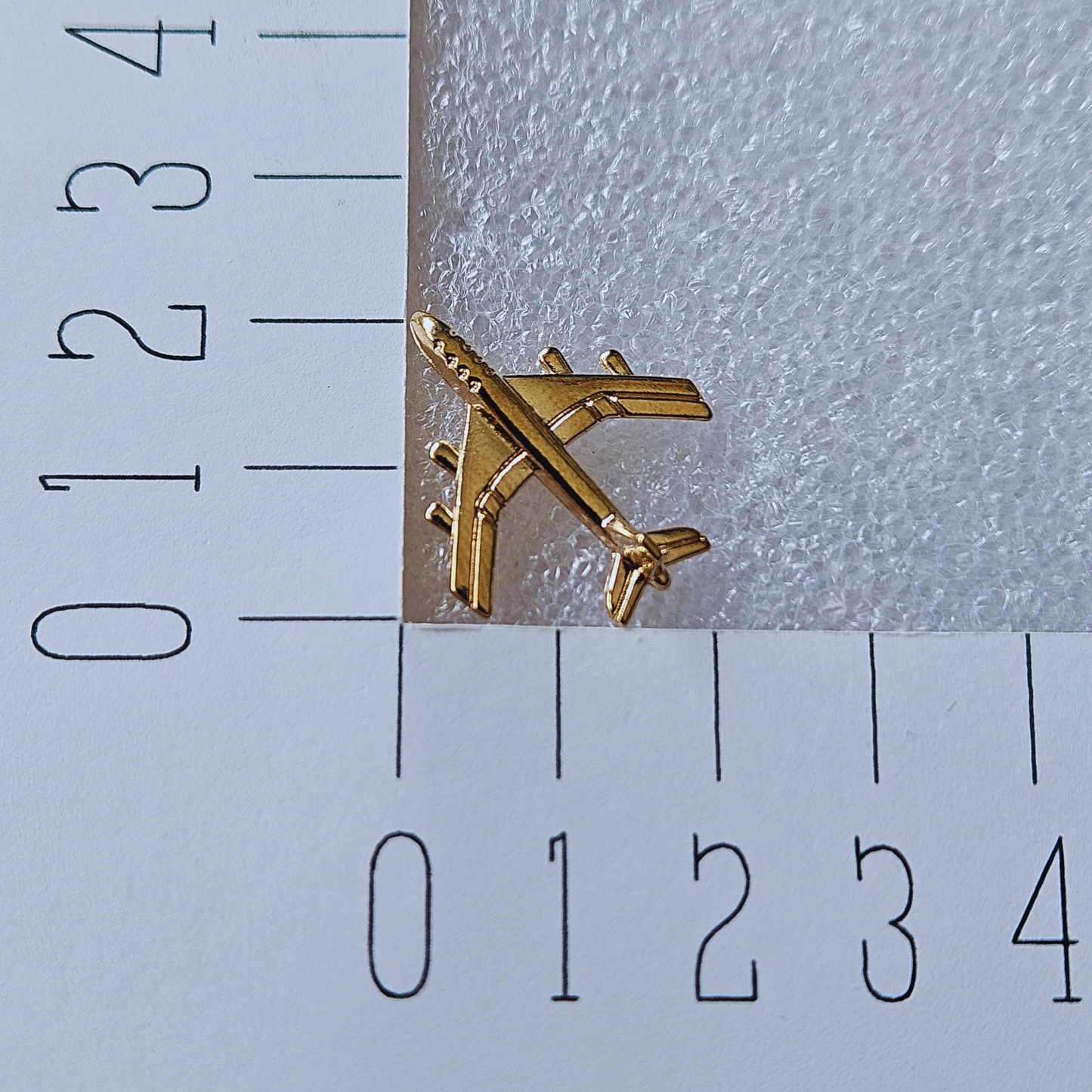 Enamel pin - Vliegtuig goudlook