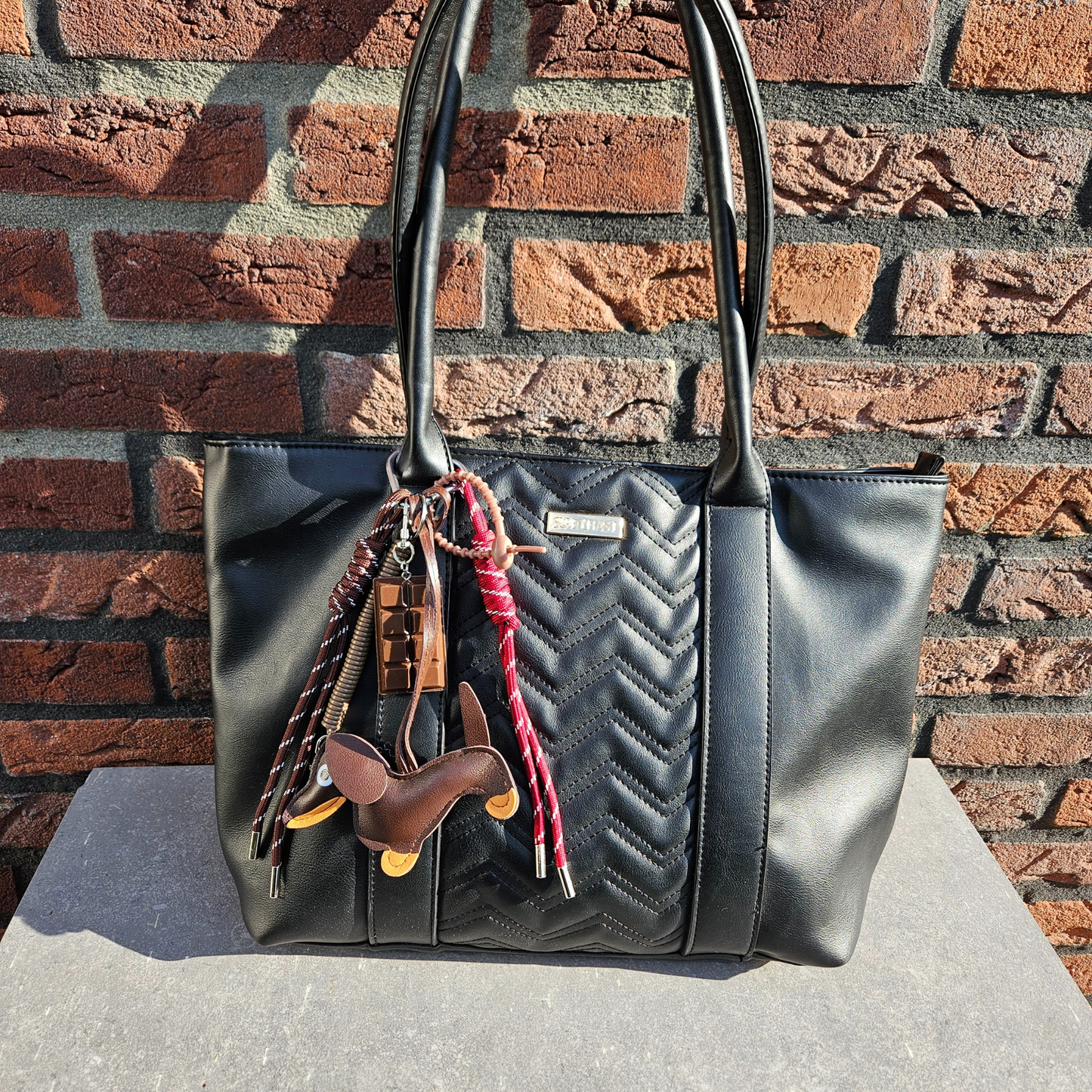 Tassen hanger - Teckel - Bruin