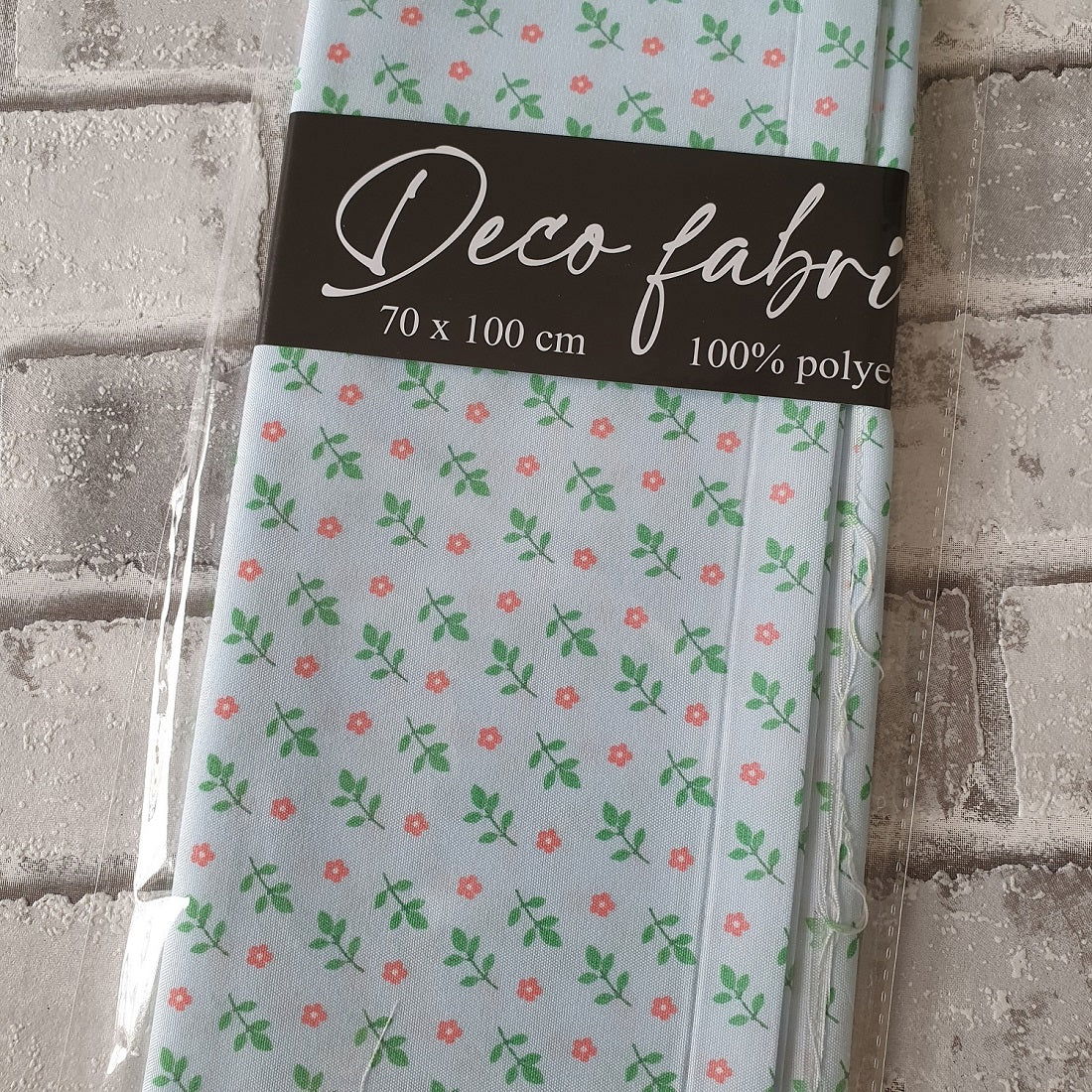 Deco stof - 70 x 100 cm - Blauw met bloemen - Hobby en meer