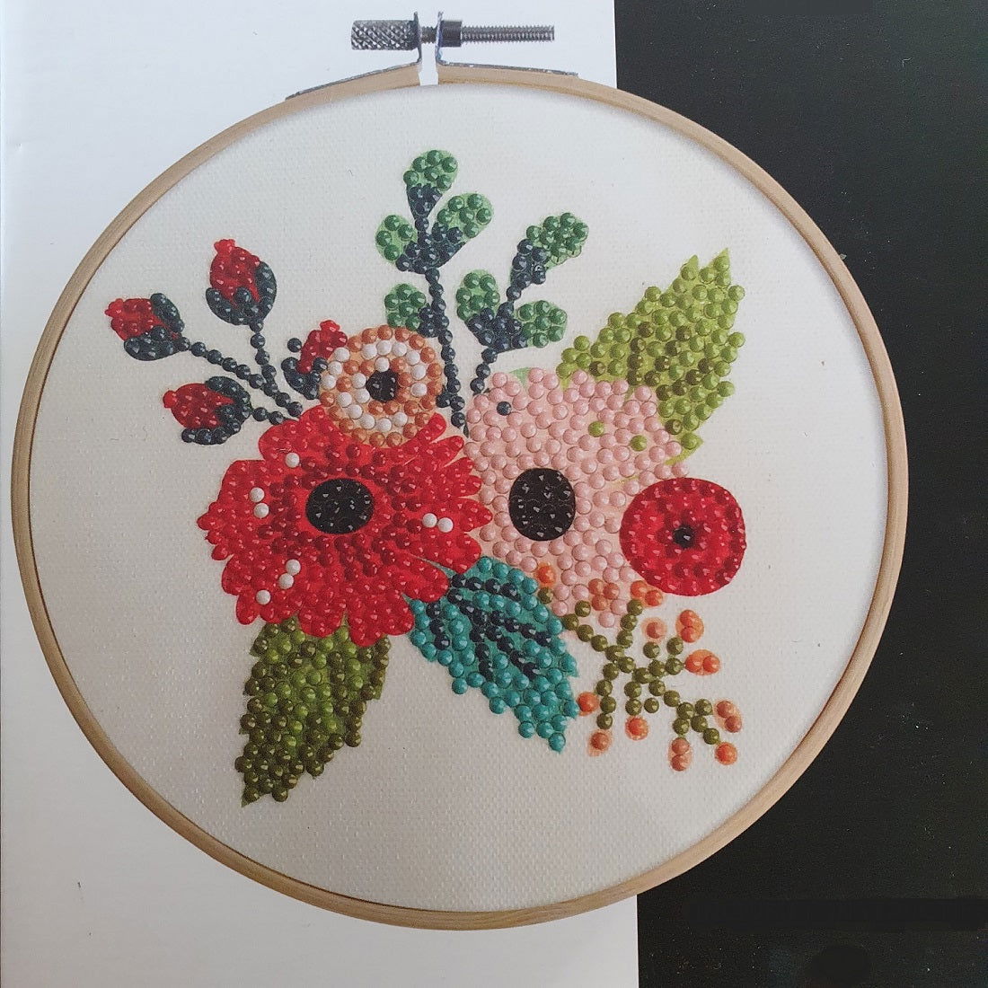 Diamond painting in hoop bloemen - 15 cm - Ronde steentjes - Hobby en meer