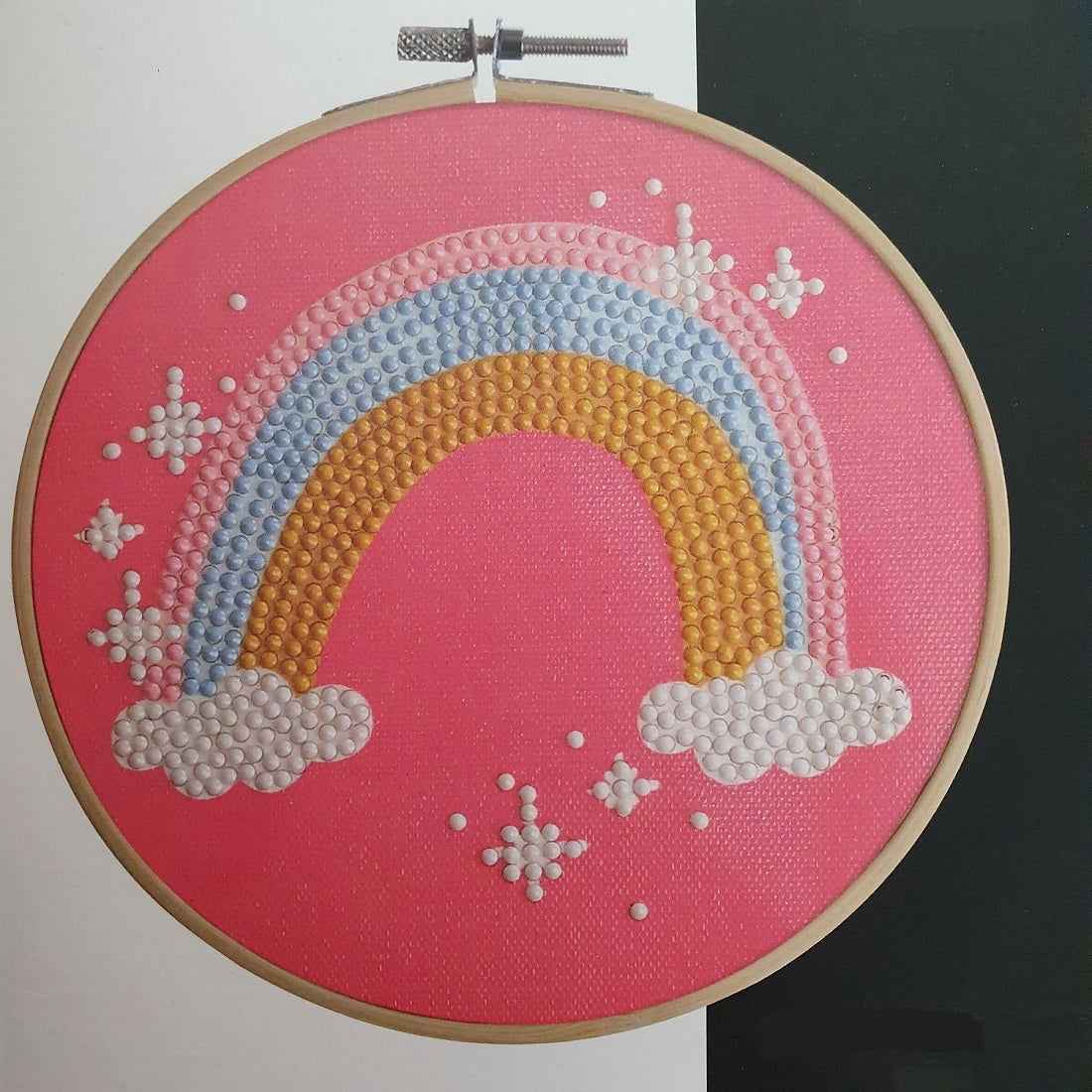 Diamond painting in hoop regenboog - 15 cm - Ronde steentjes