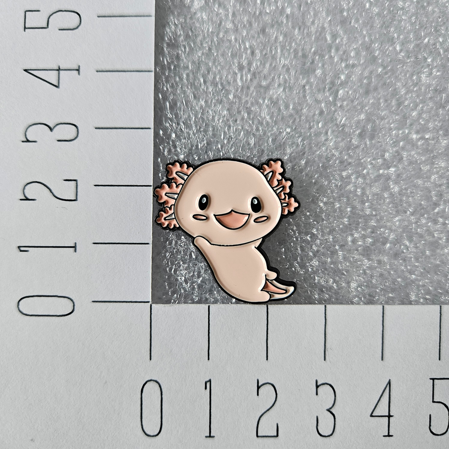 Enamel pin - Axelotl liggend - Hobby en meer