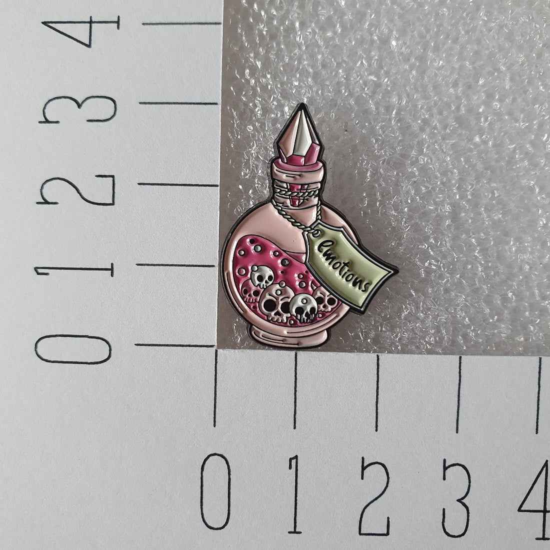 Enamel pin - Flesje - Emotions