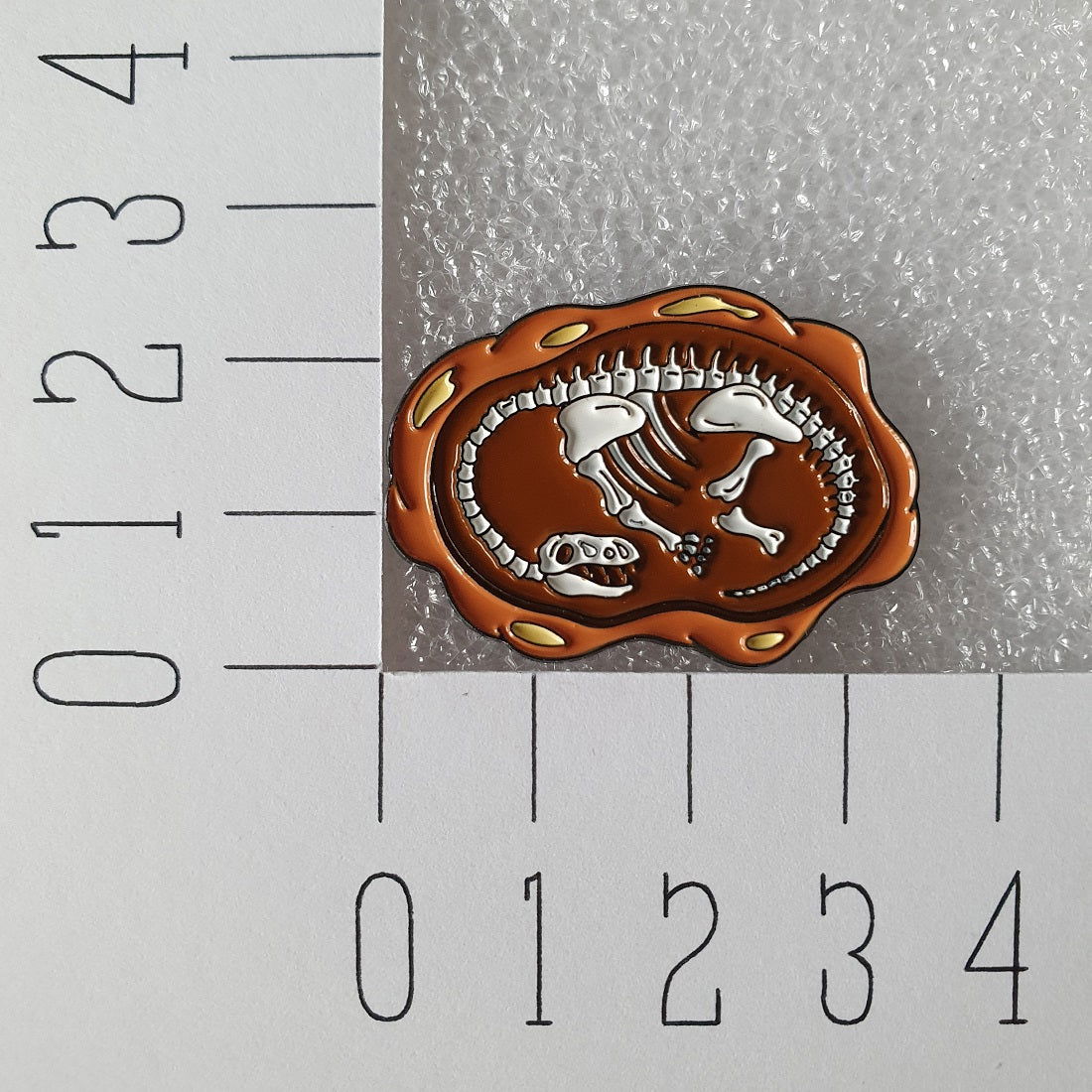 Enamel pin - Fossiel dino Brachiosaurus - Hobby en meer