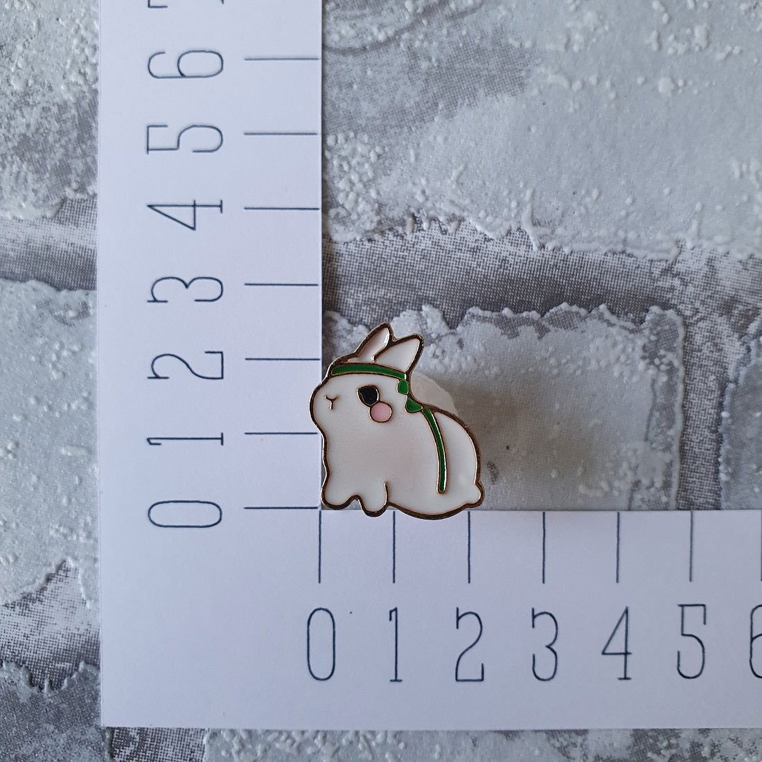Enamel pin - Konijntje - Hobby en meer