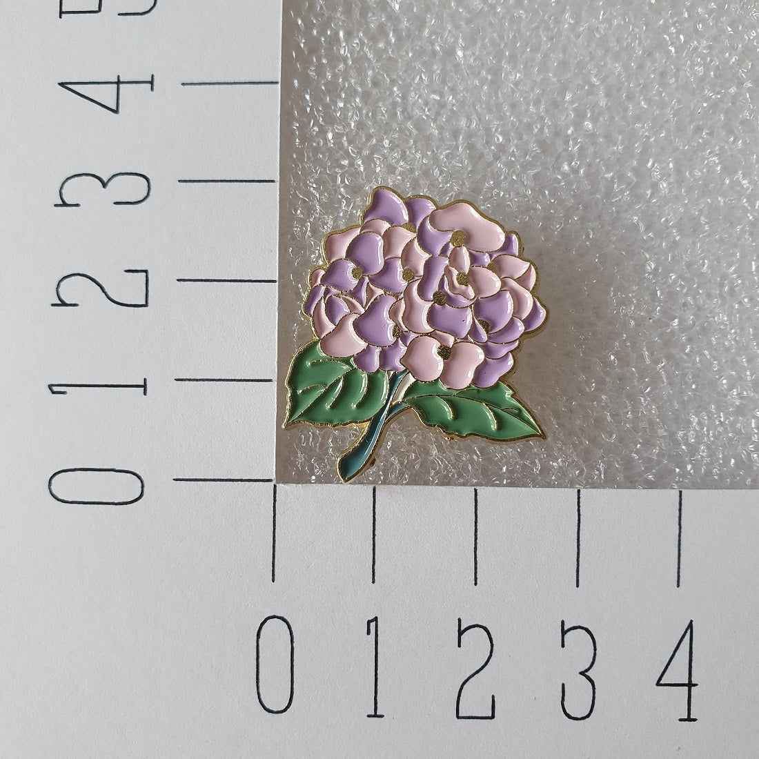 Enamel pin - Paarse hortensia