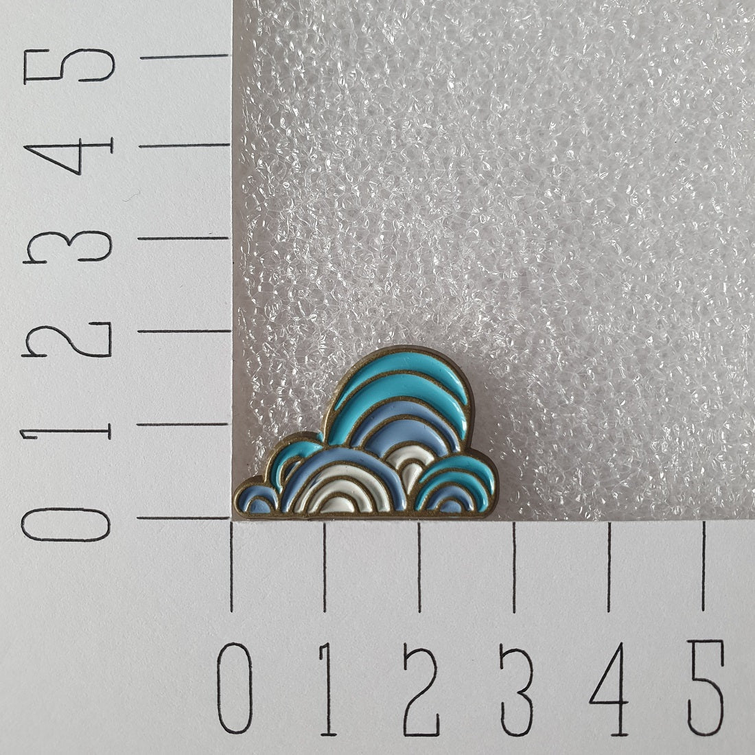 Enamel pin - Wolken - Hobby en meer