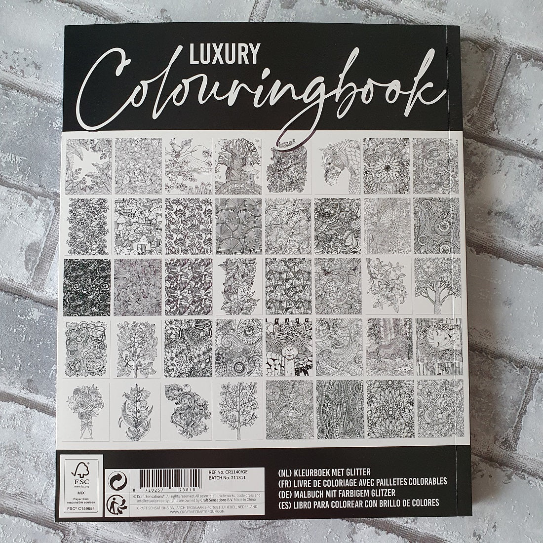Luxury colouringbook met glitter - 40 designs - 250 gsm