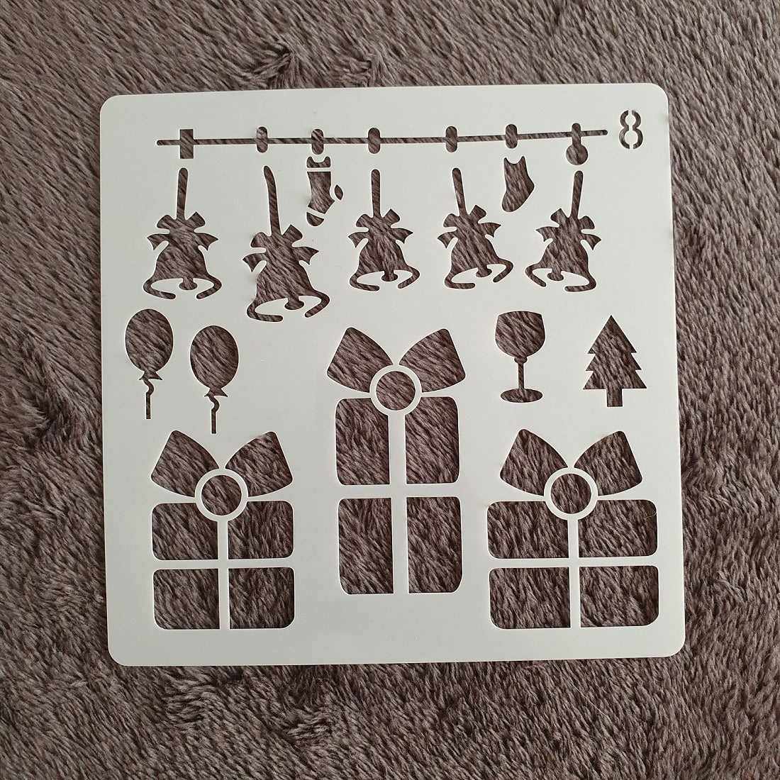 Hobby stencil Kerst - Cadeau's, bellen, versiering - 15x15 cm - Hobby en meer