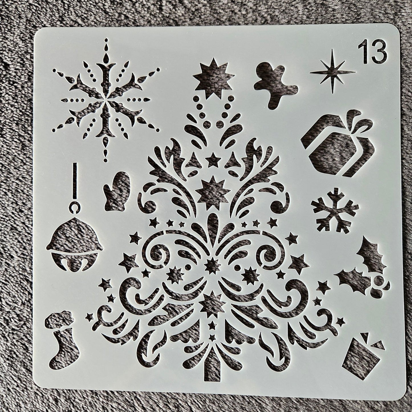 Hobby stencil Kerst - Kerstboom met versiering - 15x15 cm - Hobby en meer