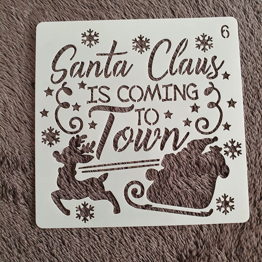 Hobby stencil Kerst - Santa Claus is coming to town - 15x15 cm - Hobby en meer