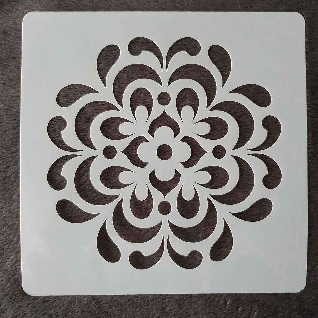 Hobby stencil - Mandala 7 - 20 x 20 cm