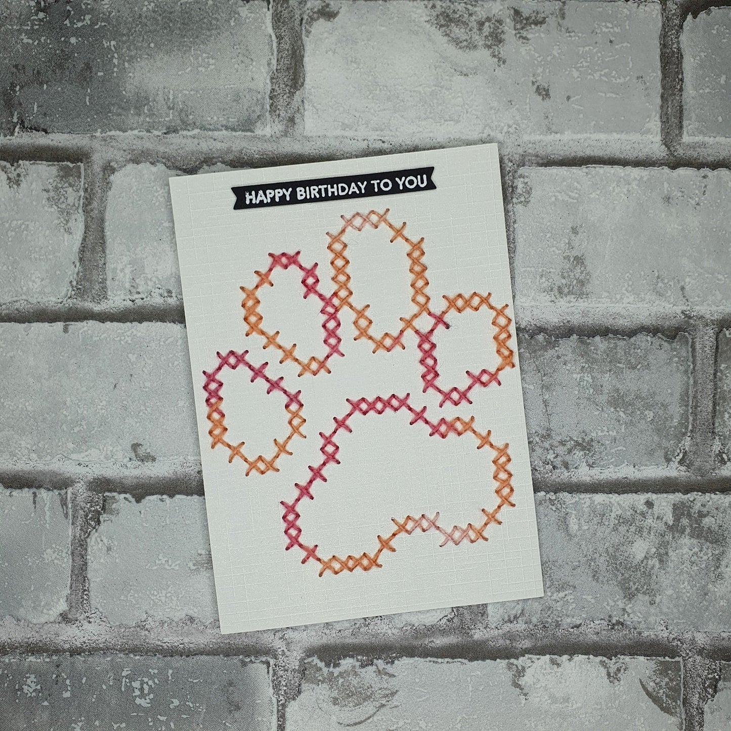 Verjaardag kaart - Hondenpoot - geborduurd - Happy birthday to you - Hobby en meer