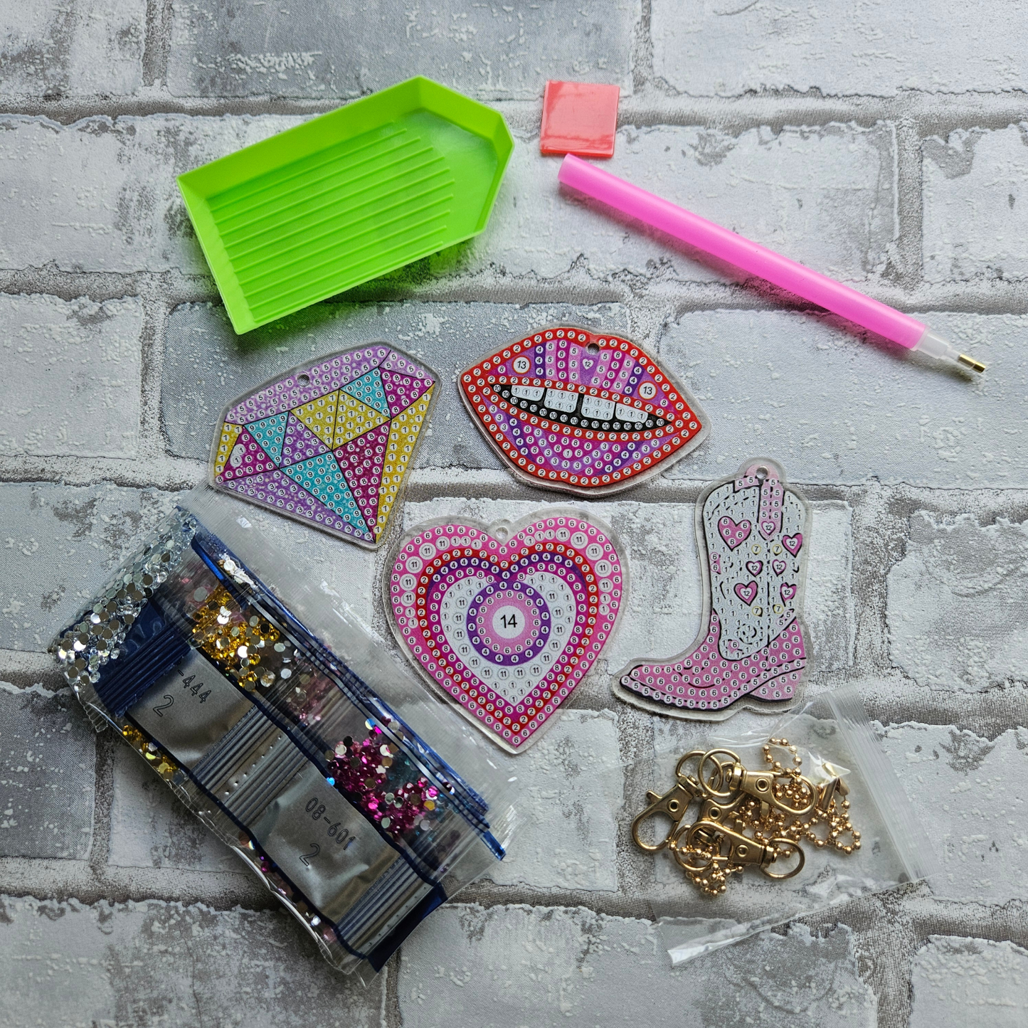 Diamond painting - Sleutelhangers - Set van 4 - Diamant, mond, hart en laars