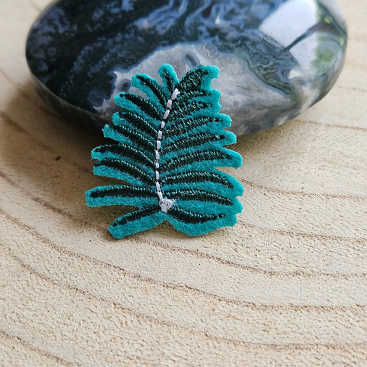 Strijk embleem - Iron on Patch - Groen varen blad