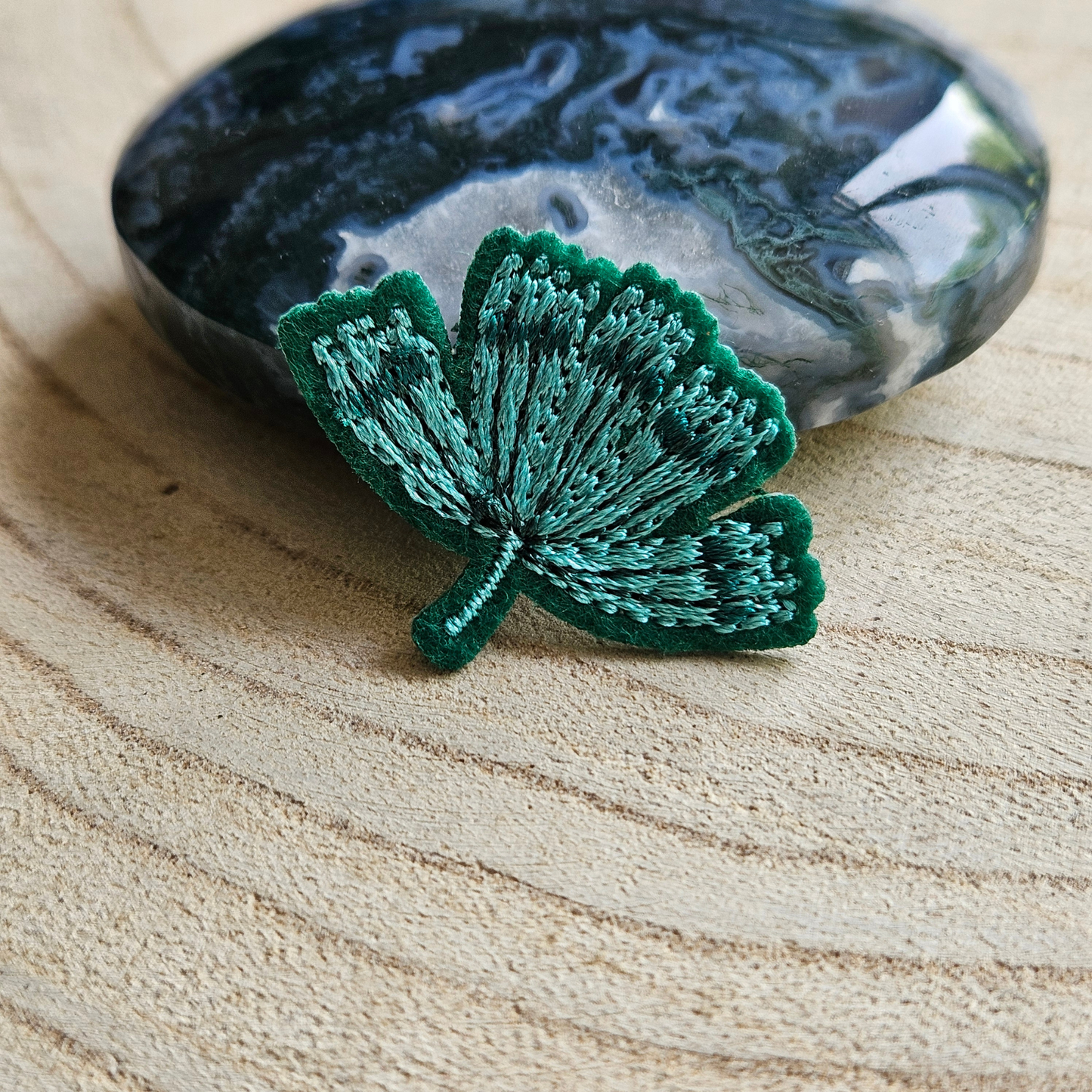 Strijk embleem - Iron on Patch - Groen blad