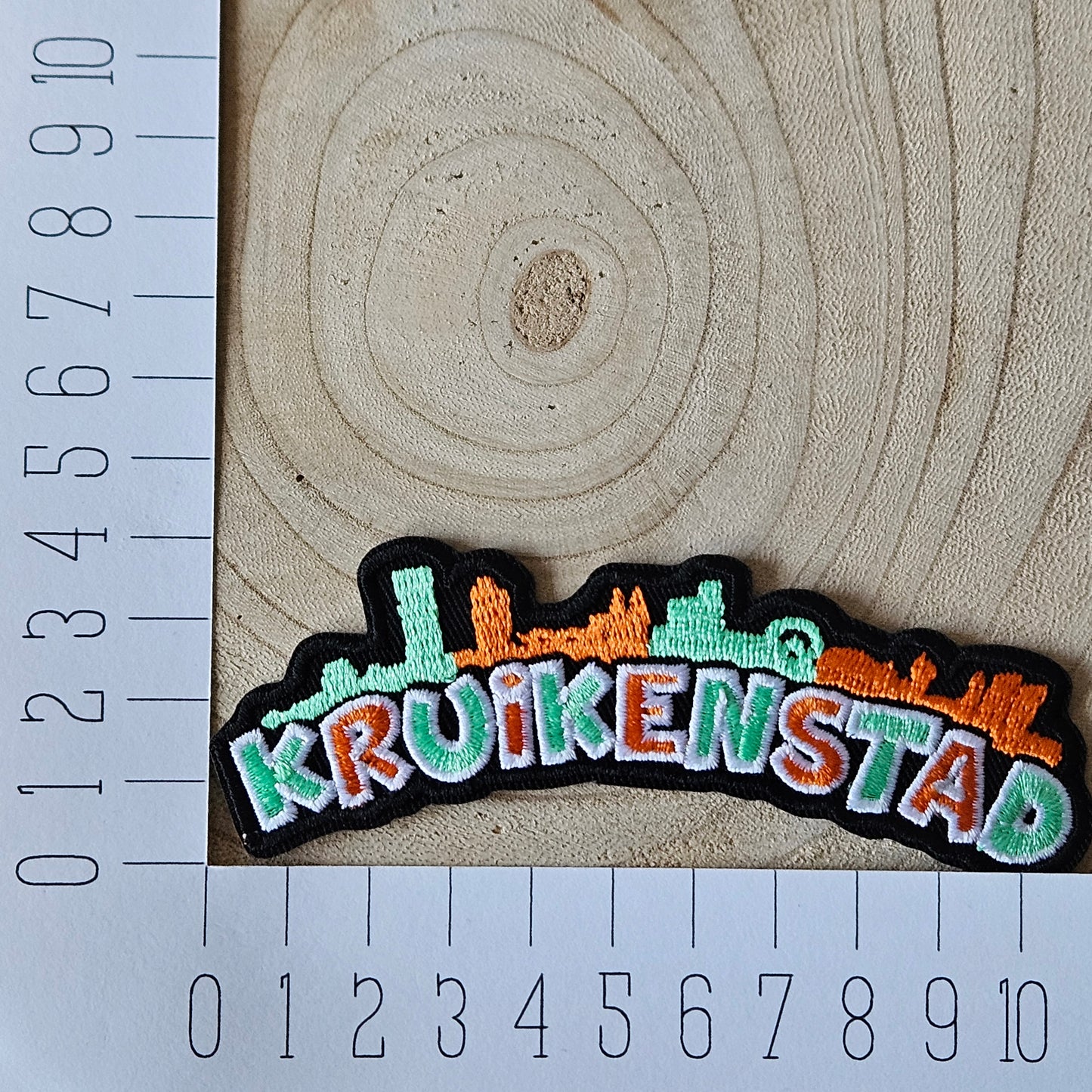 Strijk embleem - Iron on Patch -  Kruikenstad skyline