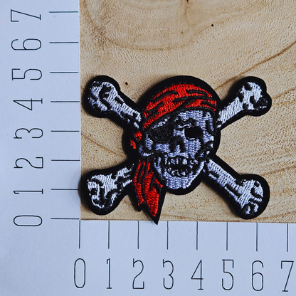 Strijk embleem  -  Iron on Patch - Piraten schedel