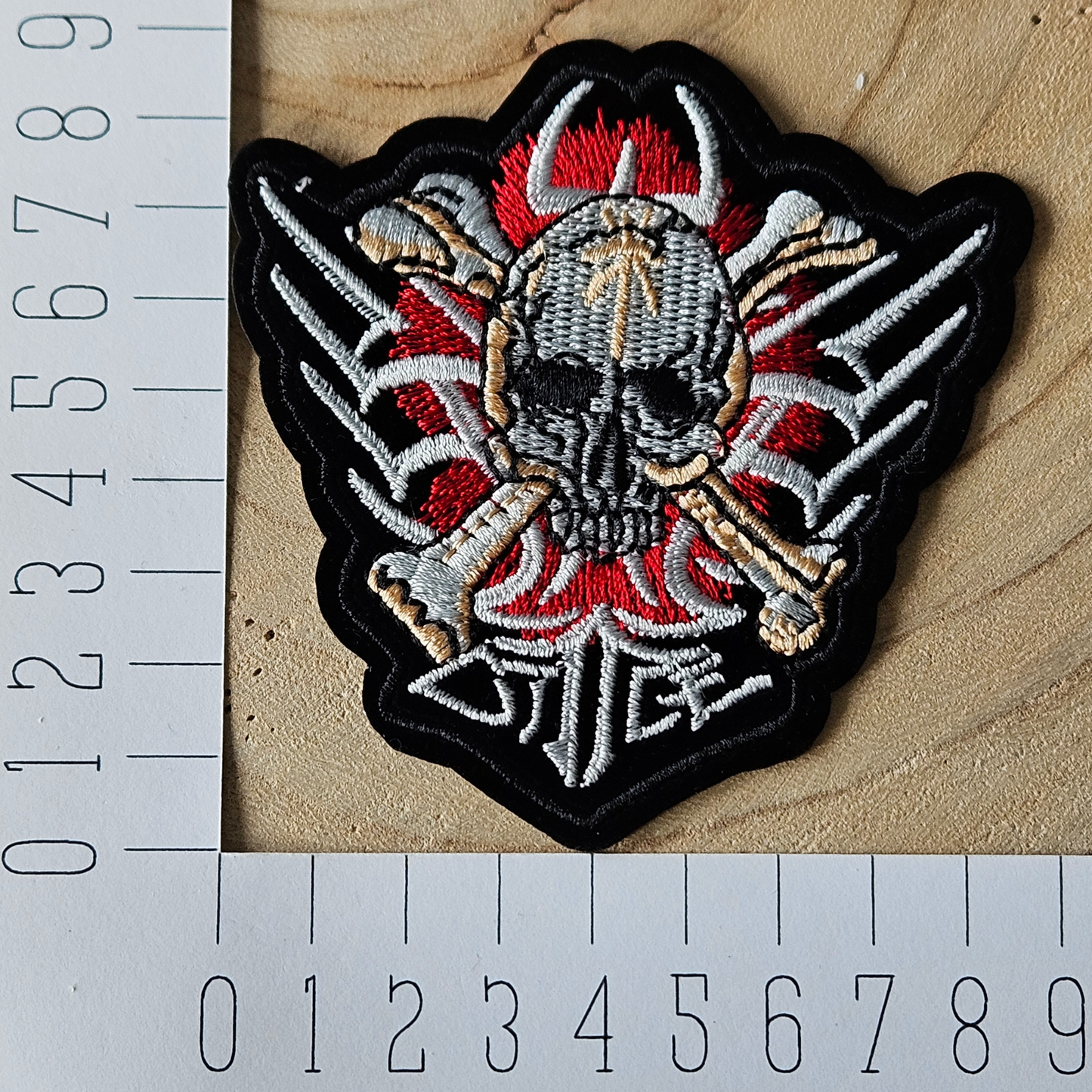 Strijk embleem  -  Iron on Patch - schedel