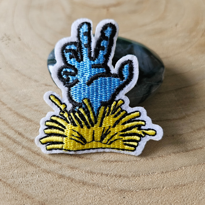 Strijk embleem - Iron on Patch - Creepy hand