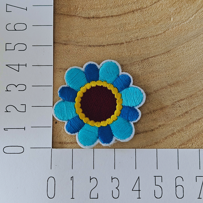 Strijk embleem  -  Iron on Patch - Blauwe bloem