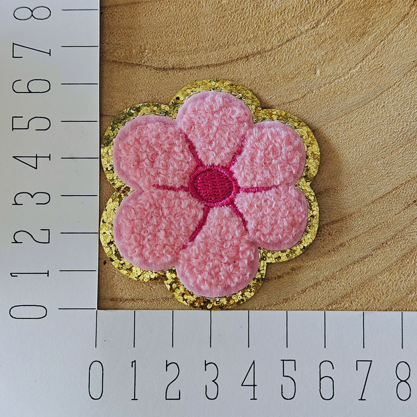 Strijk embleem  -  Iron on Patch - Roze fluffy bloem