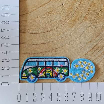 Strijk embleem  -  Iron on Patch - Bus met bloemen