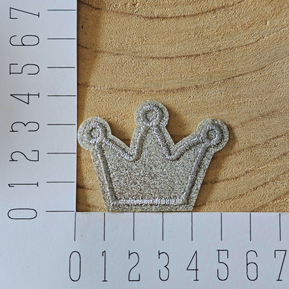 Strijk embleem  -  Iron on Patch - Zilveren kroontje