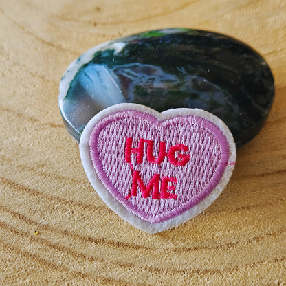 Strijk embleem  -  Iron on Patch - Hart - Hug me